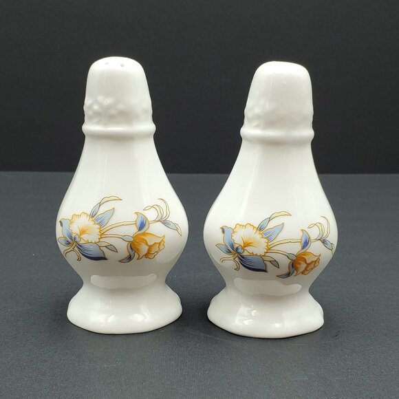 Aynsley Just Orchids Salt & Pepper Shakers English Bone China Floral Shakers - Picture 6 of 9